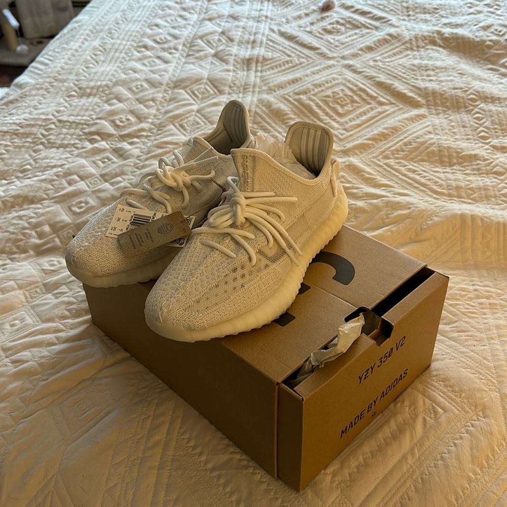 Original Yeezy boost 350 V2